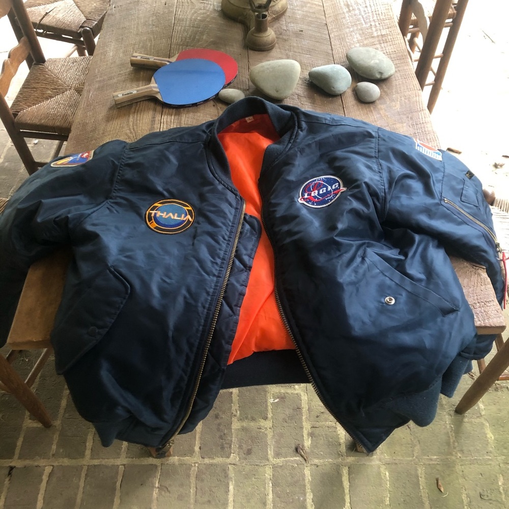 Logic “The Incredible True Story” lmted bmber jkt